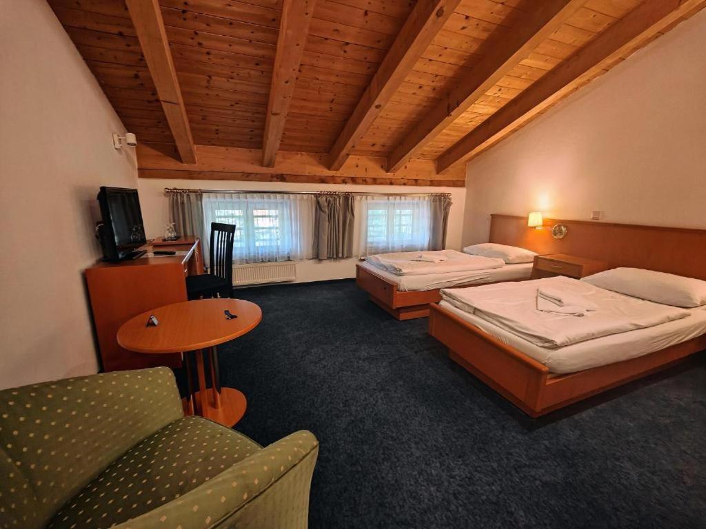 Hotel Darchinger Hof Weyarn Exterior foto